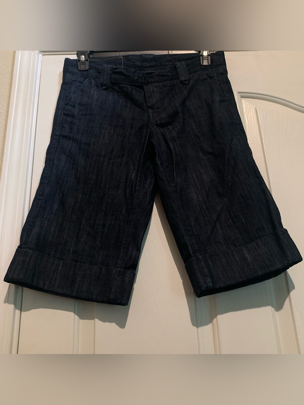 Women’s True Religion Vintage Taylor Rolled Knee Bermuda Shorts